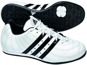Adidas dámské fitness obuv Naloa II 909567