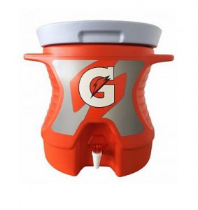 Gatorade plast zásobník pití CONTOUR COLLER 26 L